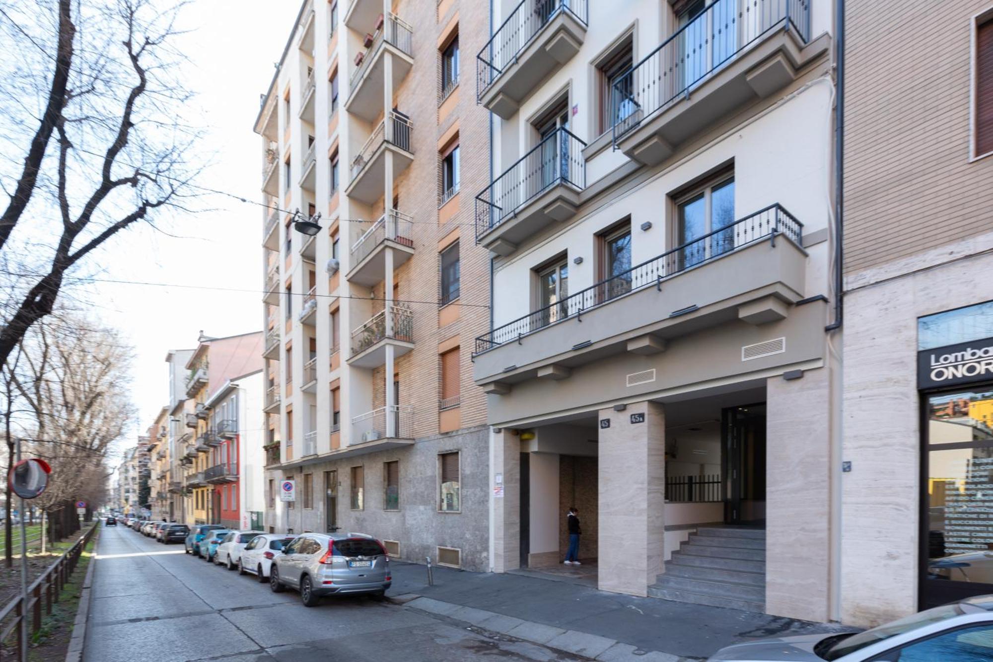 Bullona Elegant Apartment Milan Exterior photo